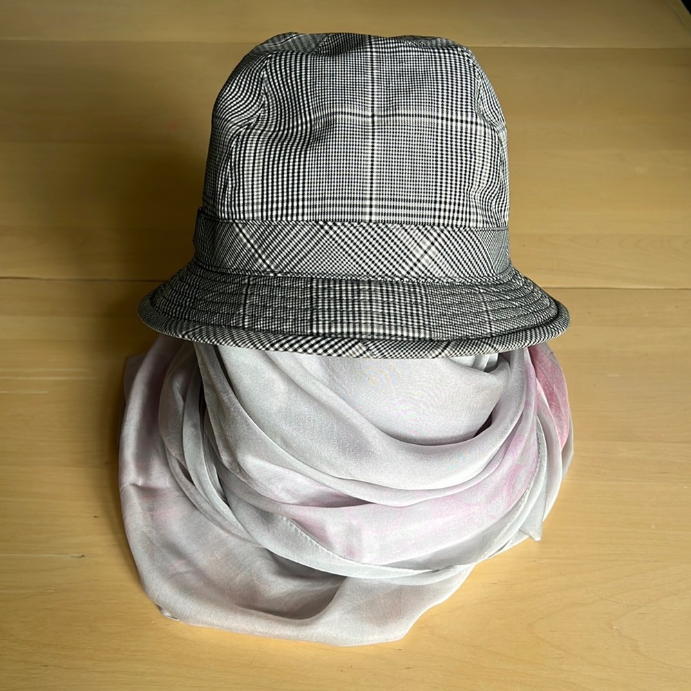 Tom Ford hat